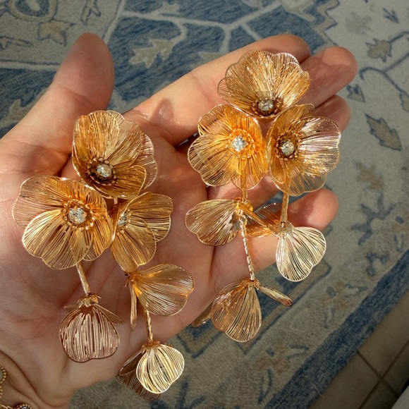 Anthropologie Gold Floral Drop Earrings - Picture 4 of 10